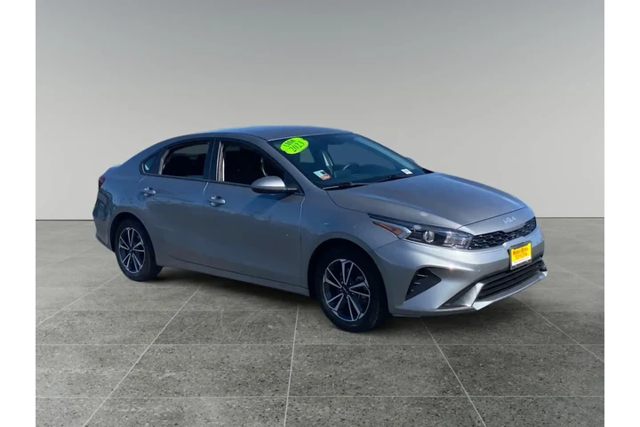 $23340 : Kia Forte 2023 image 7