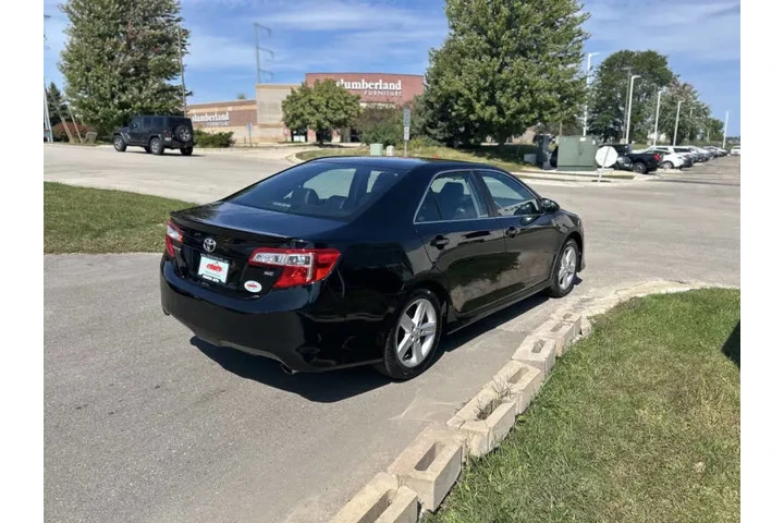 $9990 : 2014 Camry SE image 6