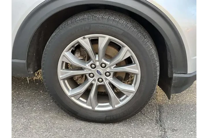 $26550 : Ford Explorer 2022 AWD XLT 4 image 10