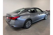 $18438 : Nissan Altima 2024 2.5 SV 4d thumbnail