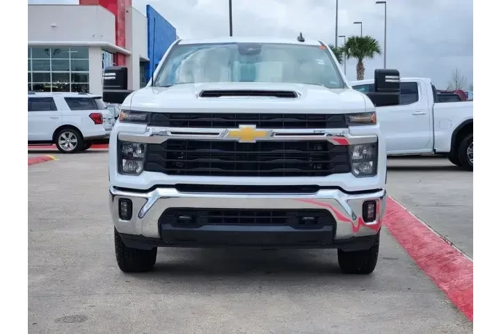 $38901 : Chevrolet Silverado 2500HD 2 image 2