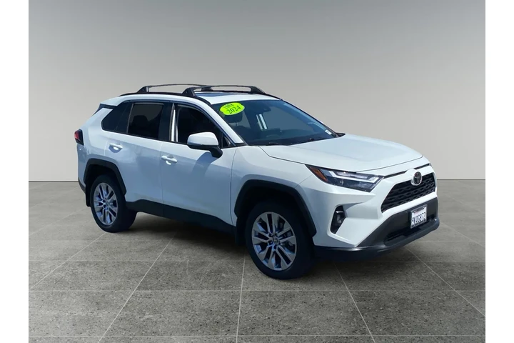 $34860 : Toyota RAV4 2024 XLE Premium image 7