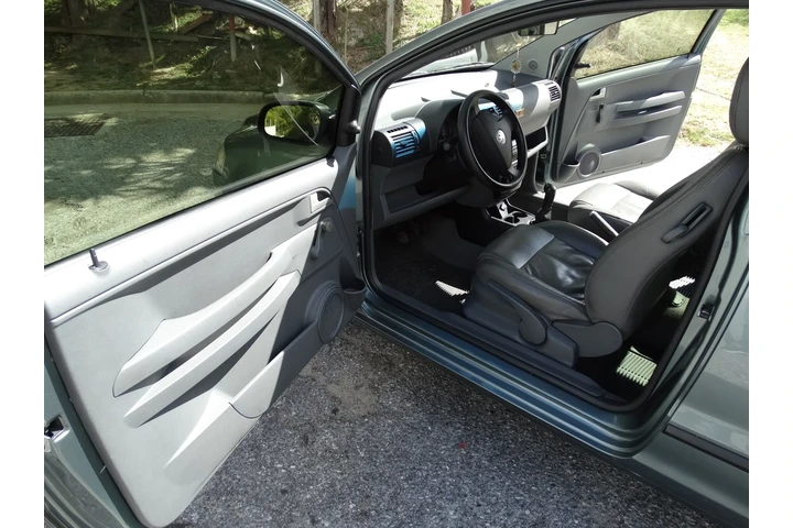 $6500 : Volkswagen Fox 2009 Sincrónico image 6
