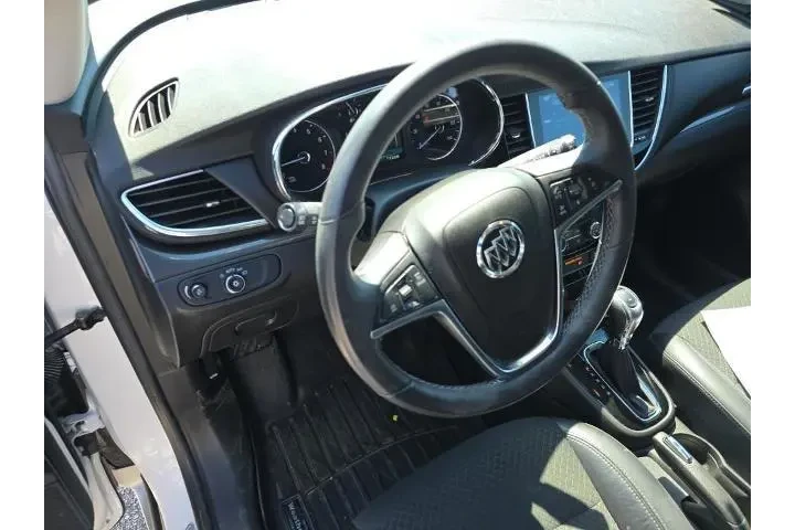 $13473 : Buick Encore 2017 Preferred image 6