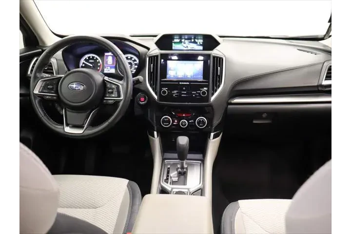 $27492 : Subaru Forester 2024 AWD Pre image 6