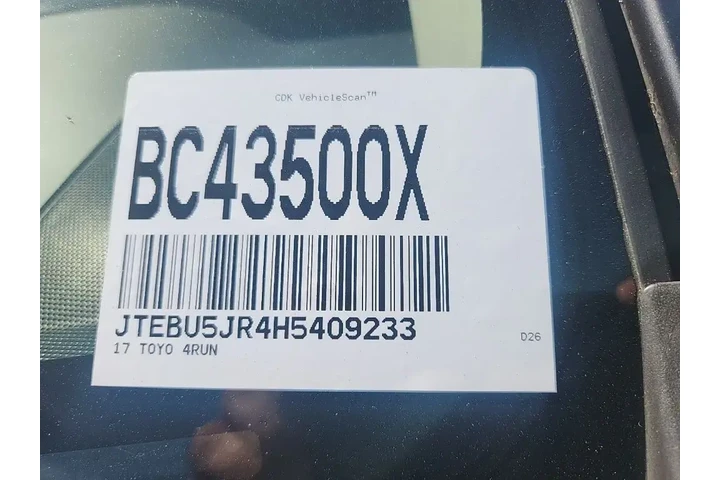 $30991 : Toyota 4Runner 2017 4x4 TRD image 4
