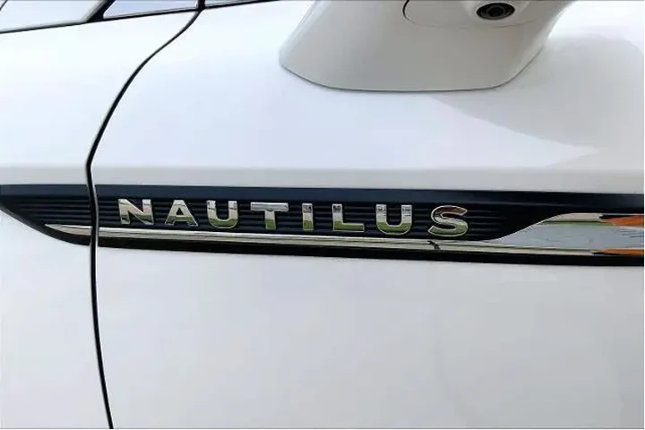 $32358 : Lincoln Nautilus 2021 Reserv image 9