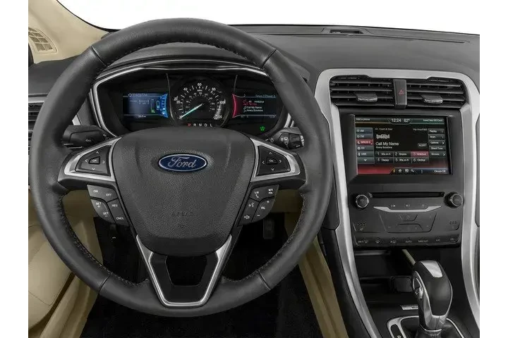 $12000 : Ford Fusion Energi 2016 SE L image 6