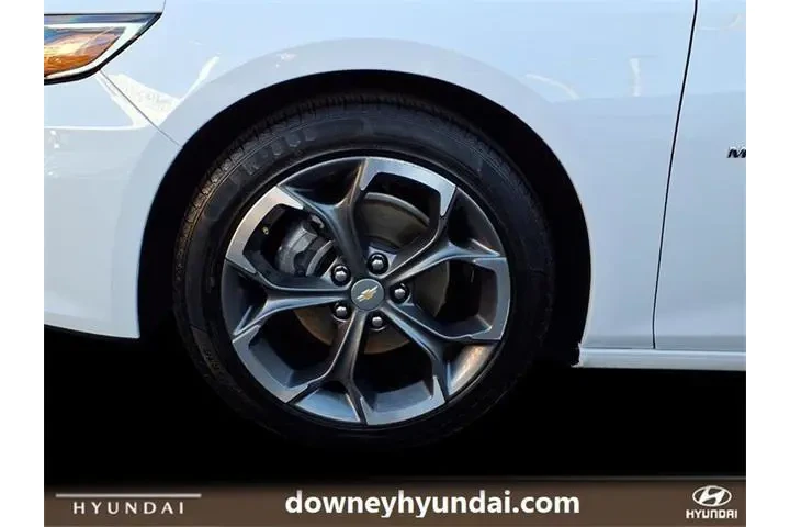 $15891 : Chevrolet Malibu 2023 LT 4dr image 6