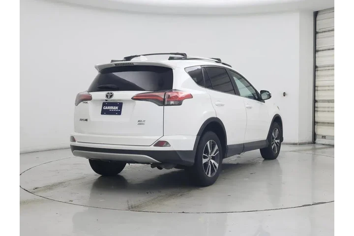 $18998 : Toyota RAV4 2016 AWD XLE 4dr image 8