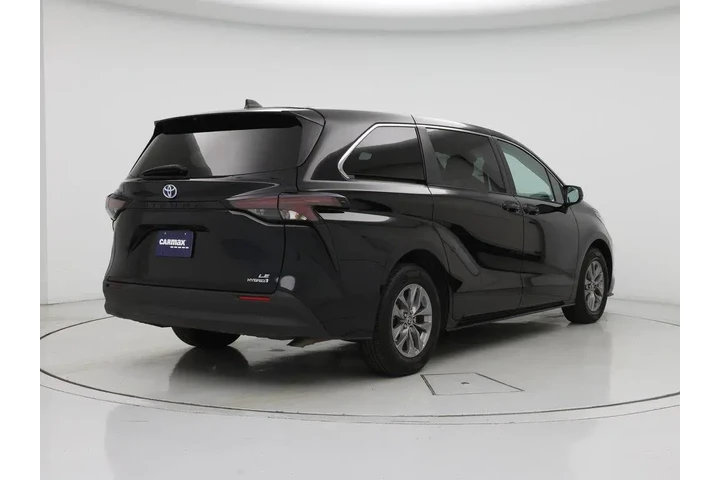 $37998 : Toyota Sienna 2024 LE 8-Pass image 8