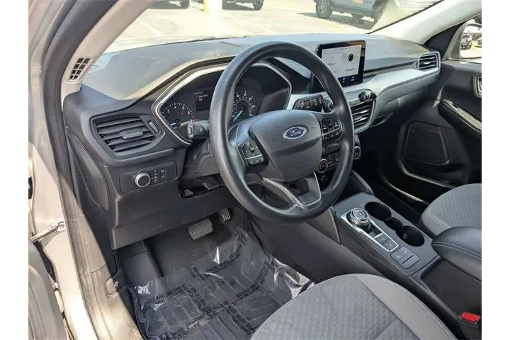 $17388 : Ford Escape 2021 SE 4dr SUV image 10