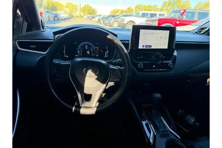 $26900 : Toyota Corolla 2024 XSE 4dr image 5