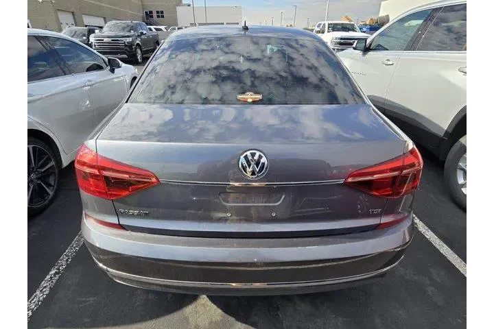 $11991 : Volkswagen Passat 2017 1.8T image 4