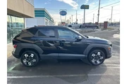 $23000 : Hyundai KONA 2024 AWD SEL 4d thumbnail