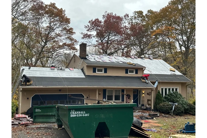 CHE ROOFING LLC image 2