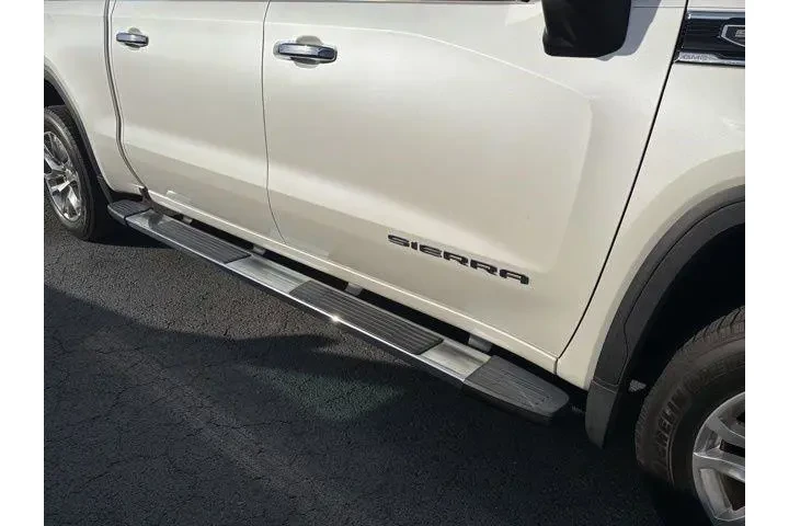 $29756 : GMC Sierra 1500 2019 4x4 SLT image 3