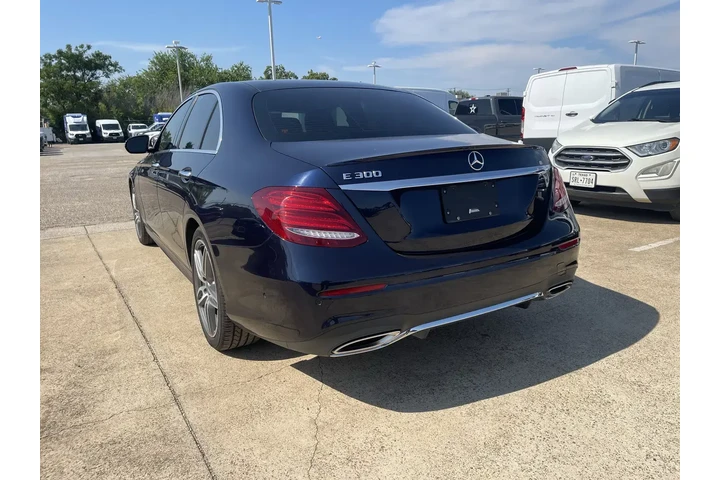 $11900 : Mercedes-Benz E-Class 2019 E image 4