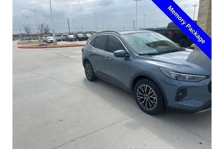 $24749 : Ford Escape Plug-In Hybrid 2 image 9