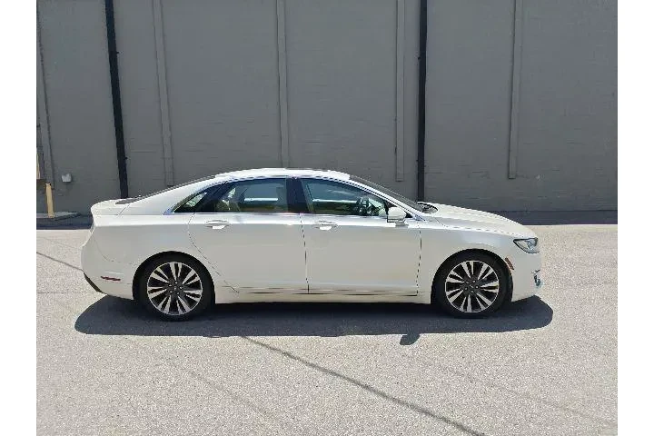 $18990 : Lincoln MKZ Hybrid 2018 Rese image 2