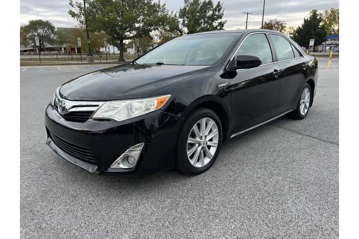 $9900 : 2013 Camry Hybrid XLE image 3