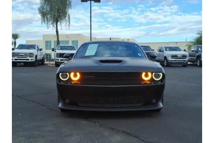 $32991 : Dodge Challenger 2021 R/T 2d image 2