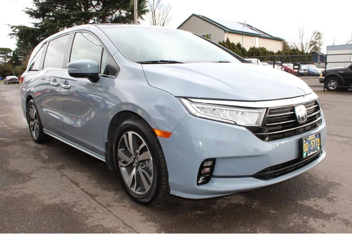 $33995 : 2023 Odyssey Touring Auto image 8