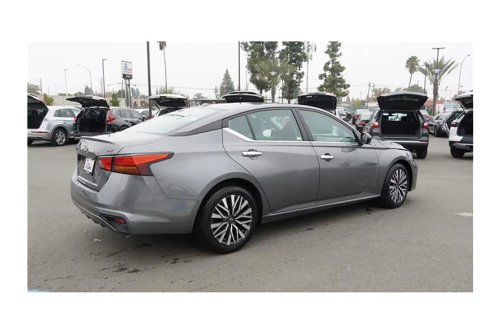 $19450 : 2024 Altima 2.5 SV image 5