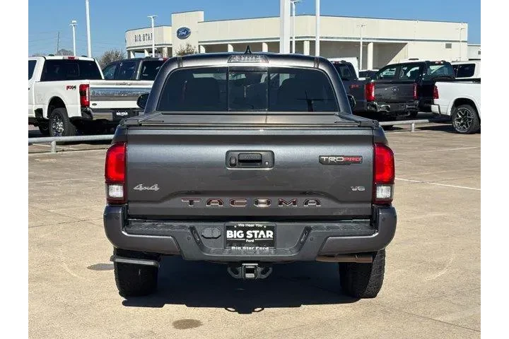 $30100 : Toyota Tacoma 2022 4x4 SR5 V image 4