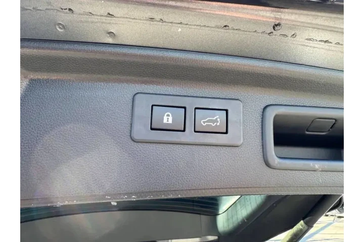 $19600 : 2021 Forester Premium image 8