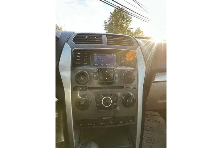 $7495 : Ford Explorer 2013 Base 4dr image 7