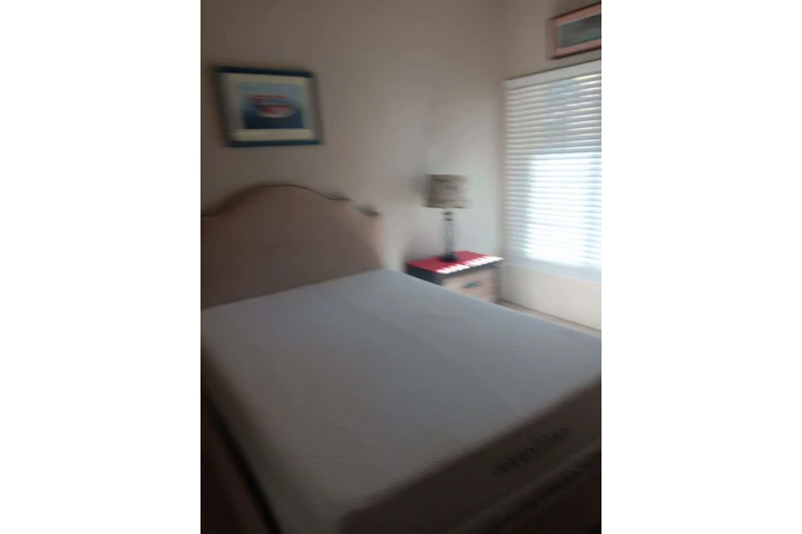 $700 : Una recamara image 2