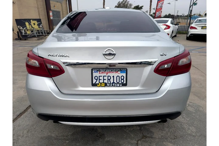 $11995 : 2018 Altima 2.5 SV image 5