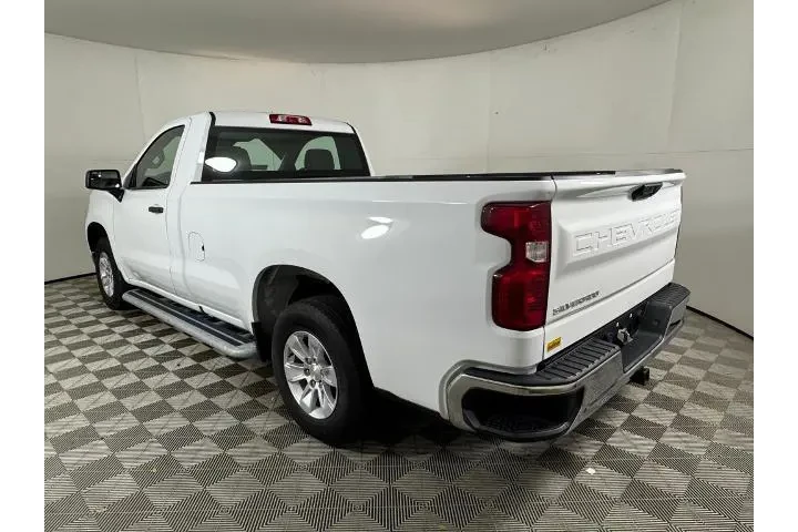 $28900 : Chevrolet Silverado 1500 202 image 6