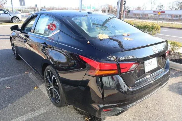 $19265 : Nissan Altima 2025 2.5 SR 4d image 8