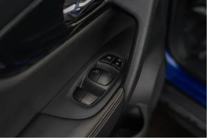 $12999 : Nissan Rogue 2017 AWD S 4dr image 10