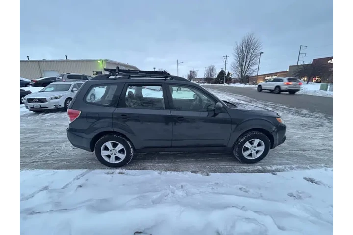 $7990 : 2012 Forester 2.5X image 7
