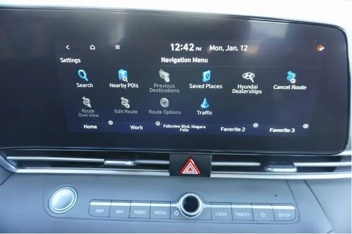 $19488 : Hyundai ELANTRA 2024 SEL 4dr image 10