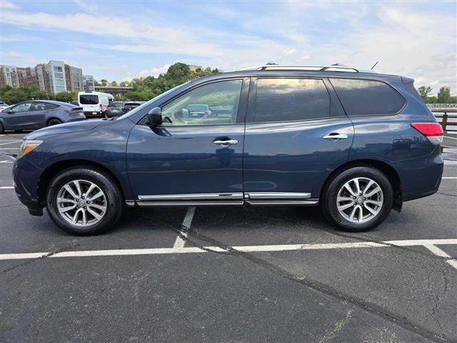 $7995 : 2013 NISSAN PATHFINDER image 8