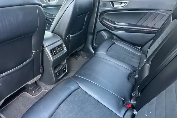 $28995 : Ford Edge 2022 AWD ST-Line 4 image 4