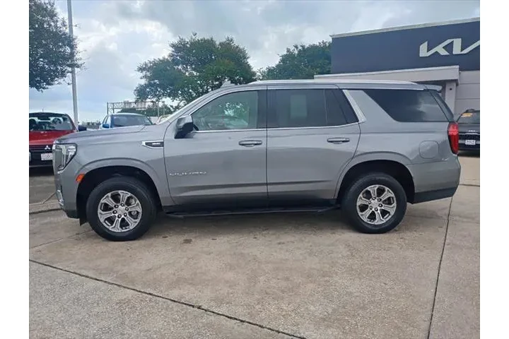 $35158 : GMC Yukon 2022 4x2 SLE 4dr S image 2