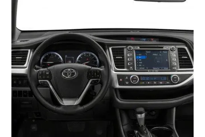 $25692 : Toyota Highlander 2018 AWD L image 10