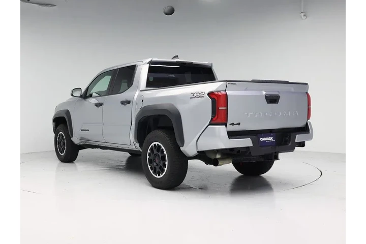 $36998 : Toyota Tacoma 2024 4x4 SR5 4 image 2