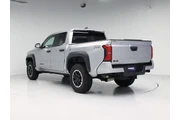 $36998 : Toyota Tacoma 2024 4x4 SR5 4 thumbnail
