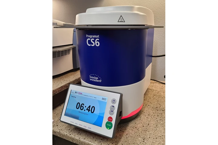 $3700 : Programat Ivoclar CS6 furnace image 3