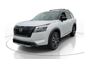 $54215 : Nissan Pathfinder 2025 AWD P thumbnail