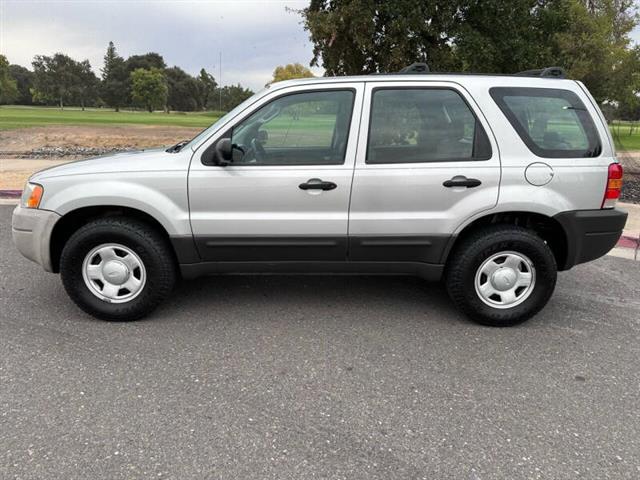 $5495 : 2003 Escape XLS Popular image 4