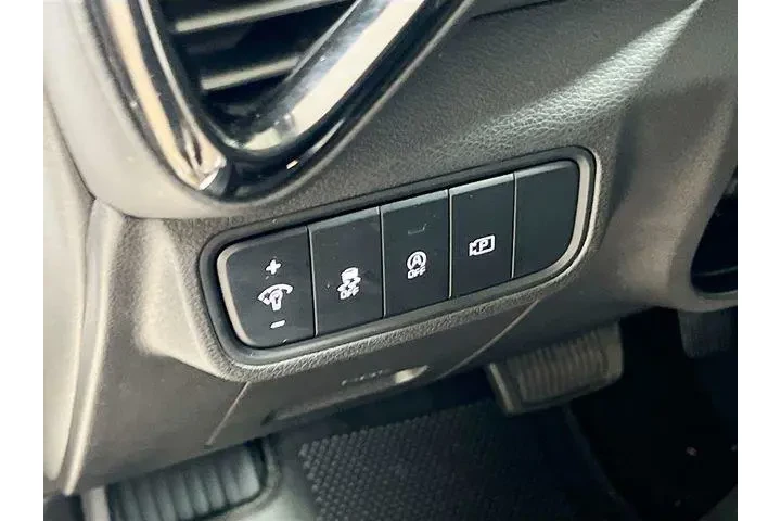 $19875 : Kia Soul 2023 GT-Line 4dr Cr image 10