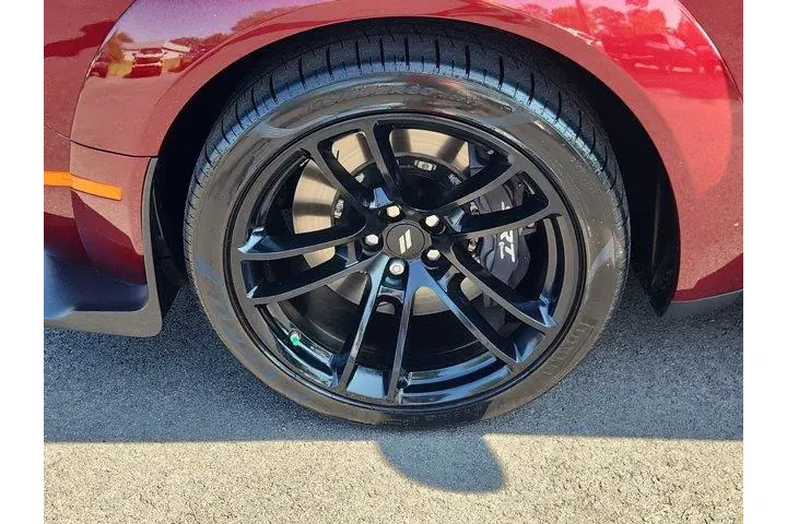 Dodge Challenger 2023 R/T Sc image 9