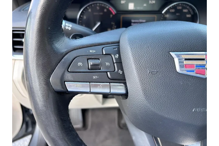 2021 CT4 Premium Luxury image 9